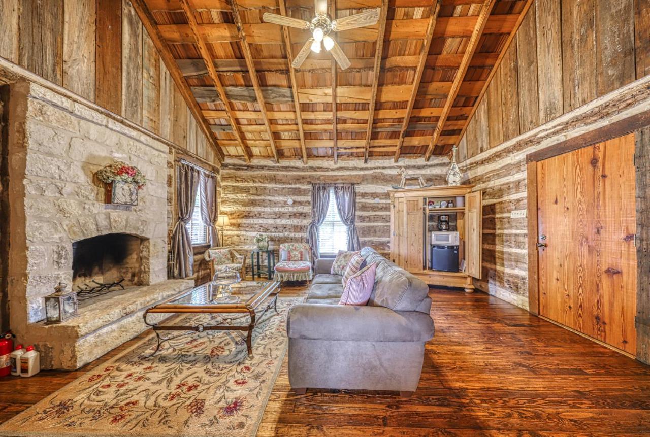 Appartement Historic Rocky Hill à Fredericksburg Extérieur photo